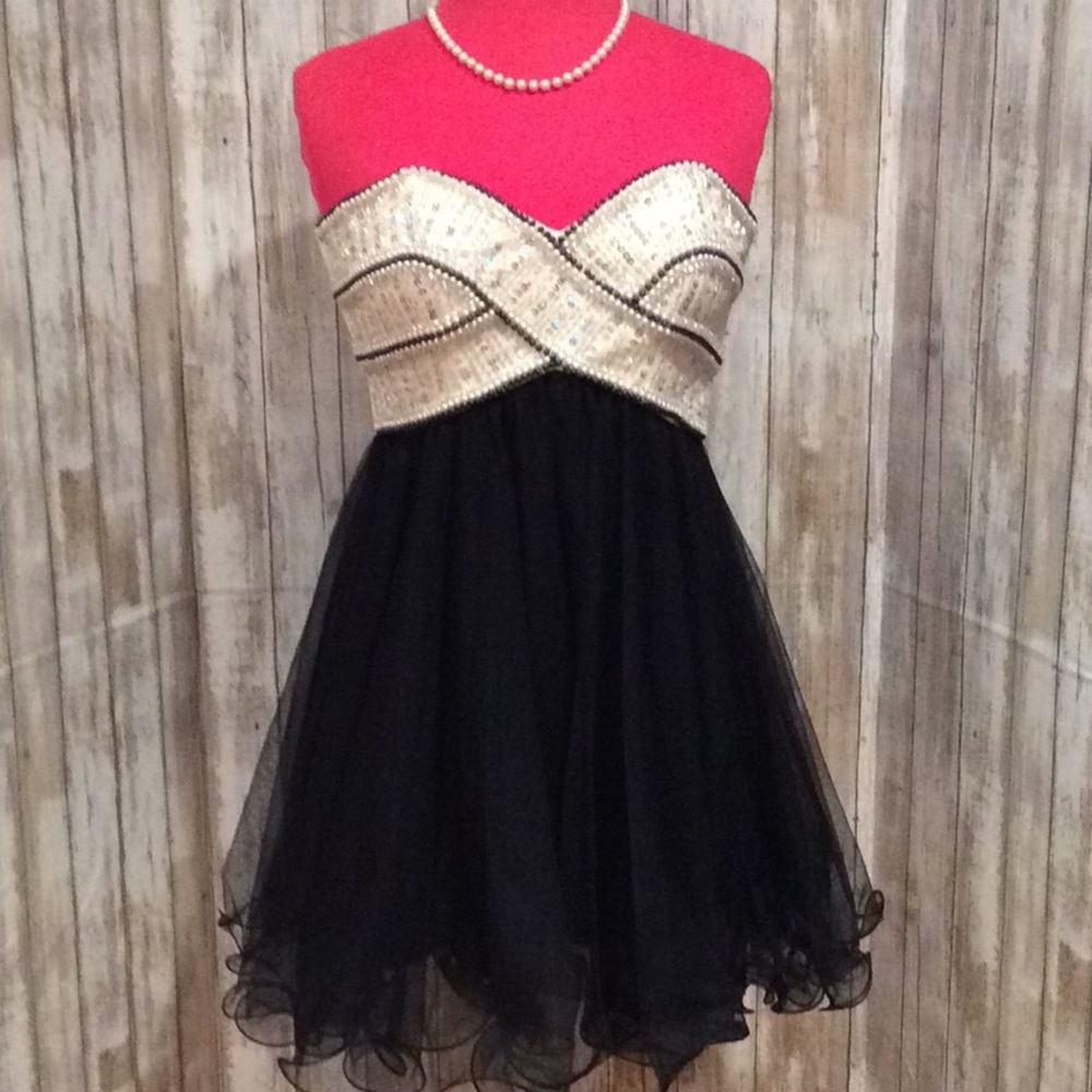 LIKE NEW, SPECIAL OCCASION, EMBELLISHED DRESS